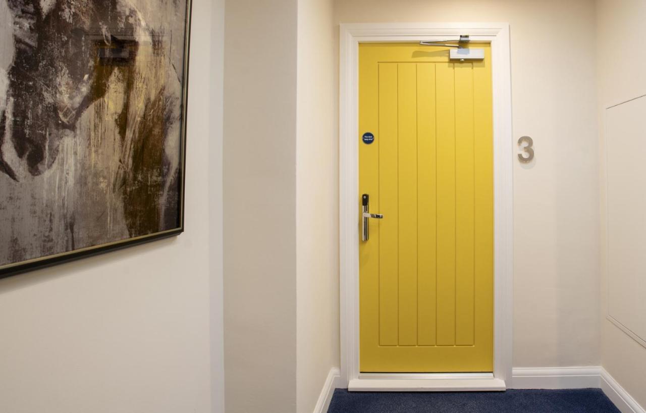 Ferienwohnung No 1 Wood Street Swindon Exterior foto